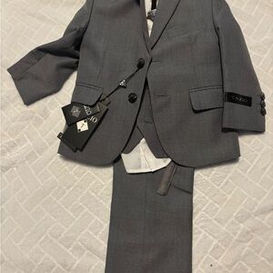 Charcoal Gray Wool Blend Tazio Suit Set with Subtle Plaid